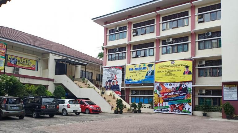 Kampus STKIP PGRI Sumbar kini terapkan kuliah daring pada mahasiswanya. (Foto : Istimewa)