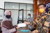 Genius Inginkan Tiap Keluarga Punya Sarjana: 36 Mahasiswa Piaman Terima Beasiswa 'Saga Saja'