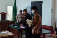 Penasehat Hukum Bantah Kliennya Terima Suap Rp3,2 Miliar: Dakwaan JPU Terhadap Muzni Zakaria Dinilai Tak Cermat