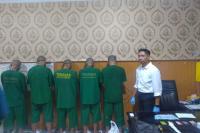 Lakukan Aksi Kejahatan di Dua Kota Berbeda: Polres Pessel Tangkap Lima Orang Pembobol ATM Asal Lampung