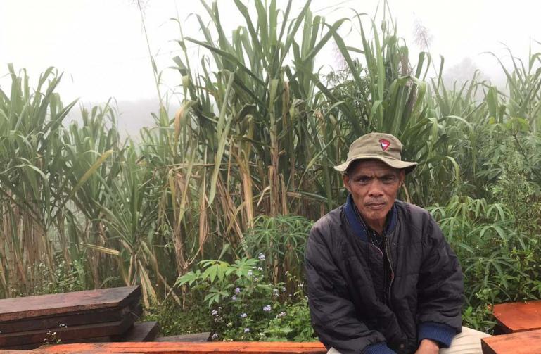 Marlin Tanjung, seorang petani Tebu Lawang yang mengaku penjualan Tebu Lawang menurun. (Dok :Istimewa)