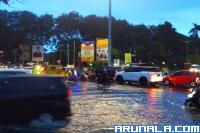 Hujan dari Siang Hingga Sore: Sejumlah Ruas Jalan Kota Padang Digenangi Air