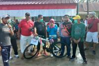 Joss C-1000 dan Warga Meriahkan HUT ke-75 RI