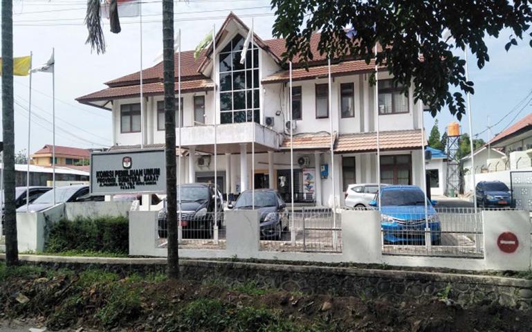 Gedung KPU Provinsi Sumatera Barat.