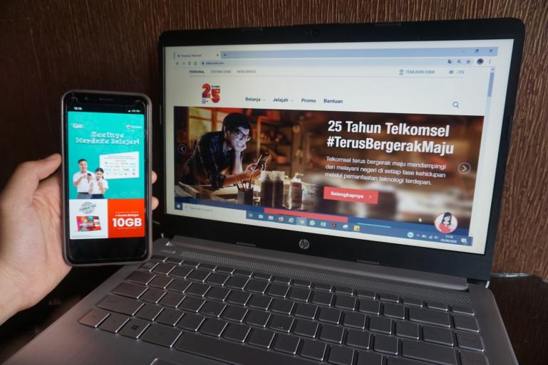 Telkomsel berikan Kartu perdana gratis kepada 140 ribu pelajar di Sumbar untuk program MAJU. (Dok : Istimewa)