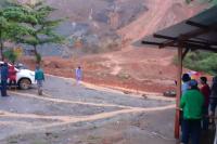 Terjadi Longsor dan Genangan Air: Hujan Lebat Guyur Kota Padang Sejak Kamis Dini Hari