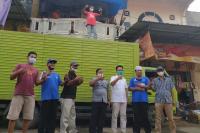 Temui Pendukung di Pasar Sungai Rumbar: Ditantang Warga, Indra Catri Bernyanyi di Dharmasraya