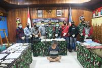 Satgas Pamtas Entikong Gagalkan Penyeludupan 5 Kg Sabu Asal Malaysia