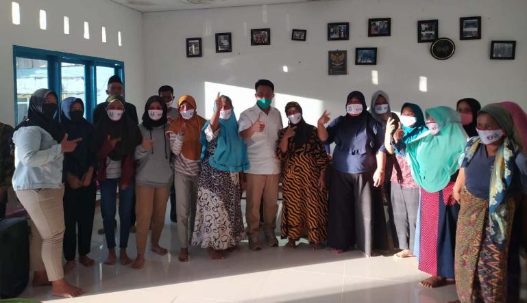 Cawagub Indra Catri saat babarito di Sungai Pisang, Kelurahan Bungus Teluk Kabung Selatan, Kacamata Bungus Teluk Kabung, Kota Padang