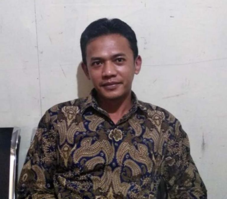 Anggota KPU Kabupaten Solok Defil