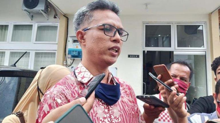 Komisioner KPU Sumbar Izwaryani (Dok ; Istimewa)