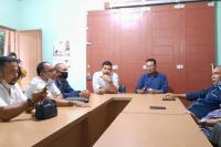 KI Sumbar dan Sumut saling tukar pikiran menyangkut proses penyelesaian sengketa informasi publik, di Medan, Selasa (22/12). (Dok : Istimewa)