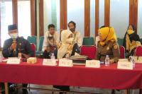 Suasana FGD yang membahas penyelenggaran pesta budaya Tabuik 2021 di masa pandemi Covid-19, di Hotel Safari Inn, Desa Taluak Kota Pariaman Selasa (8/12). (Dok : Istimewa)