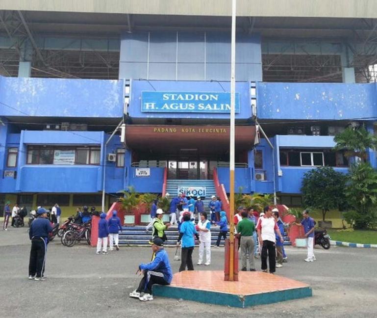 Komplek GOR Agus Salim Padang biasa dimanfaatkan masyarakat untuk aktivitas olahraga. (Dok : Istimewa)