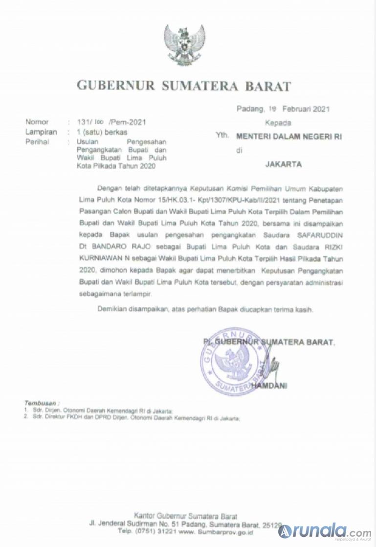 Salah satu surat usulan pelantikan bupati terpilih yang ditandatangani Pj Gubernur Sumbar Hamdani, Jumat (19/2). (Dok : Istimewa)