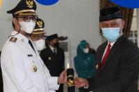 Diminta Jaga Harmonisasi Kerja dan Sinerjitas: Mahyeldi Lantik 11 Kepala Daerah Terpilih
