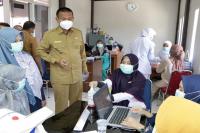 Nakes di Pariaman Harus Ikut Vaksinasi