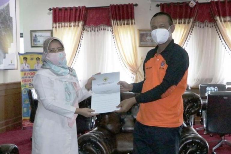 Wali Kota Pariaman, Genius Umar saat menerima kehadiran tim BPK Sumbar, Senin (29/3). (Dok : Istimewa)