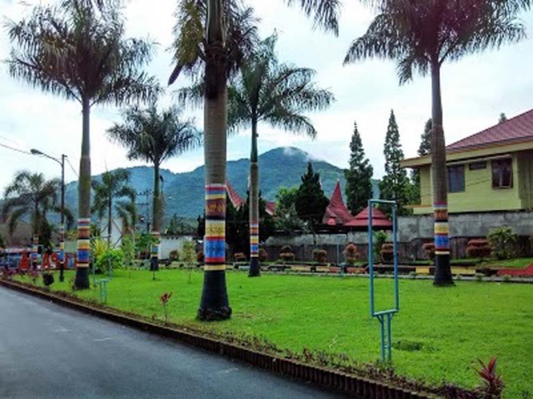 Salah satu sudut suasana di dalam lingkungan SMA Negeri 1 Padangpanjang. (Dok : Istimewa)