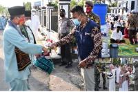 Jelang Pelaksanaan Salat Idul Fitri di Balaikota Pariaman: Suhu Tubuh Semua Jamaah Diperiksa Petugas