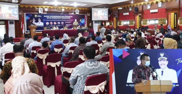 Wako Genius Umar saat beri sambutan dalam pembukaan rakor Kelitbangan Kota Pariaman, Sabtu (19/3). (Dok : Istimewa)