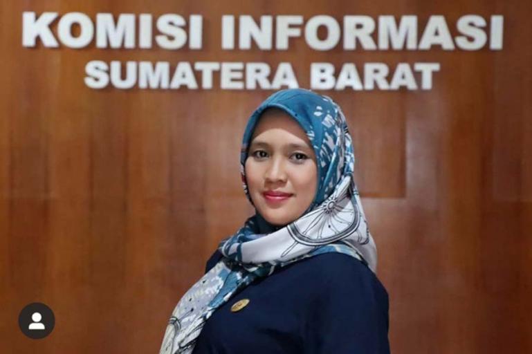 Ketua pelaksana bimtek monev 2021 KI Sumbar, Tanti Endang Lestari. (Dok : Istimewa)