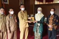 Bicarakan Agenda Kerjasama: Rektor IAIN Bukittinggi Temui Genius Umar