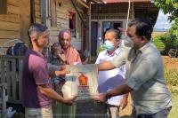 Diduga Menderita Gizi Buruk: Anak Pengasah Batu Akik Dibantu Andre Rosiade