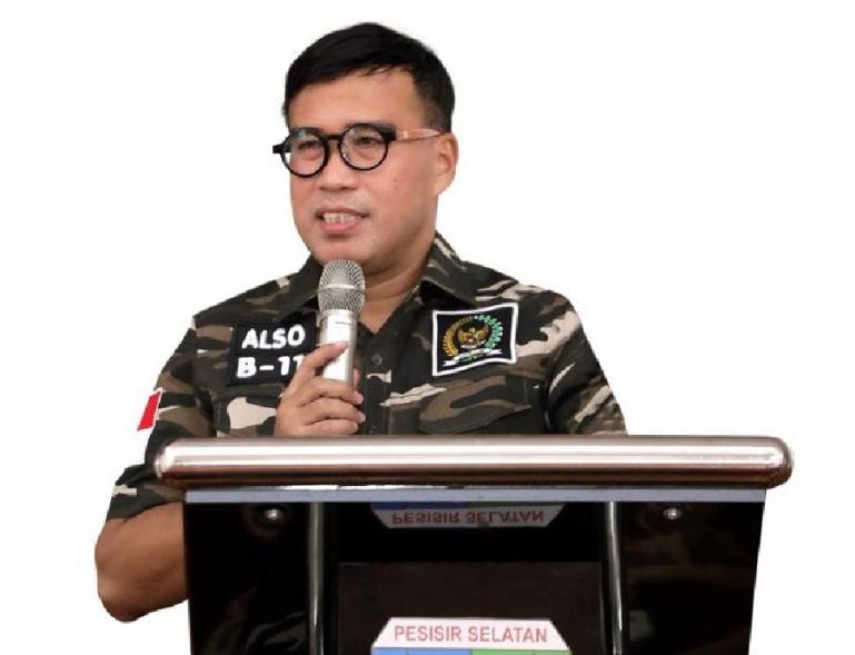 Anggota MPR RI dari unsur DPD RI, Alirman Sori. (Dok : Istimewa)