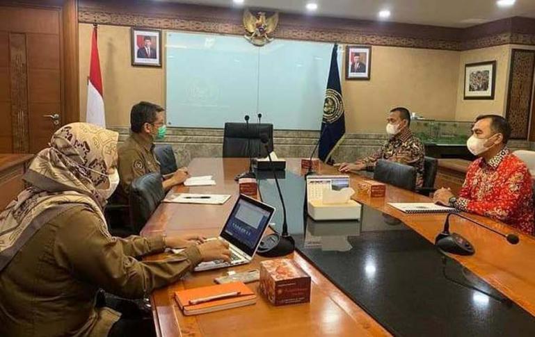 Wali Kota Pariaman, Genius Umar bersama Kadis Parbud, Dwi Marhen Yono saat mengunjungi Kemenparekraf, Rabu siang (1/9). (Dok : Istimewa)