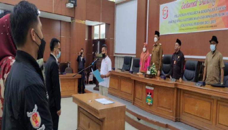 Suasana pelantikan FJKIP Kota Bukittinggi di hall Balai Kota setempat, Senin (25/10). (Dok : Istimewa)