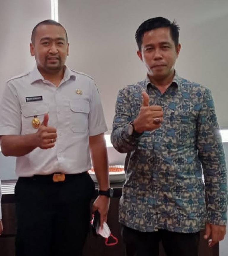Ketua LPPNU Sumbar, Irwandi S,Pi, MM bersama Wagub Sumbar, Audy Joinaldy sesuai audensi di ruang kerja wagub, Rabu siang (13/10). (Dok : Istimewa)