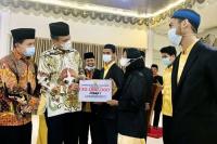 Para Kalifah Kota Pariaman Didapuk Bonus