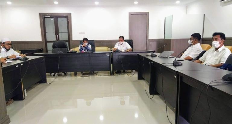 Beberapa pengurus cabor dari KONI Sumbar saat diskusi soal peningkatan prestasi olahraga Sumbar dengan pihak Kemenpora, Senin (27/12). (Dok : Istimewa)