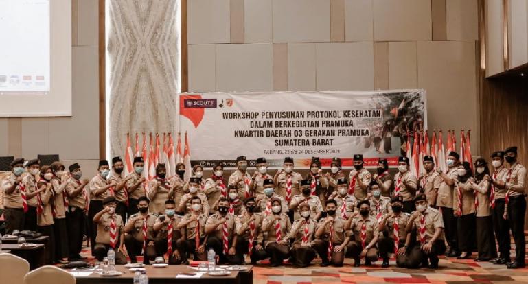 Anggota Pramuka dari 19 Kwarcab di Sumbar saat ikuti workshop penyusunan prokes, di Padang, Jumat (24/12). (Dok : Istimewa)