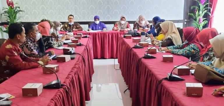 Sambut Kedatangan Tim Penilai Dasawisma Sumbar Kelompok Dasawisma Anggrek 1 Toboh Wakili Padangpariaman