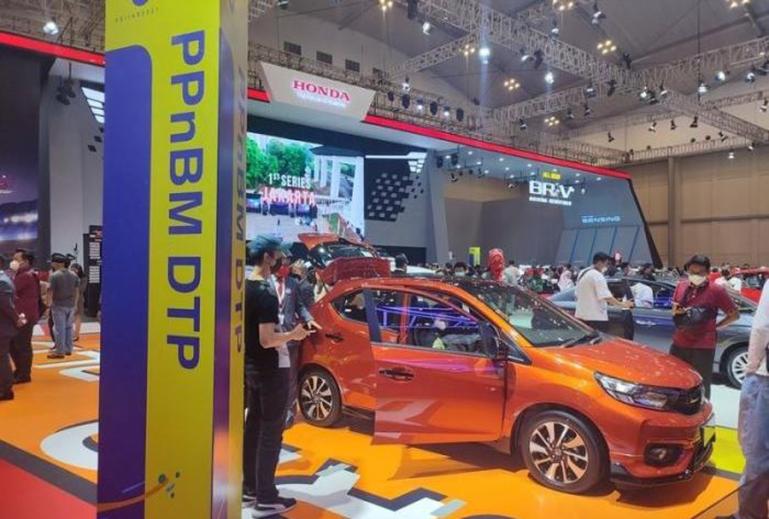 Berbagai kendaraan dipamerkan pada masyarakat yang mendapat relaksasi PPnBM DTP yang diperpanjang pemerintah. (Dok : Istimewa)