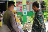 Pelaksanaan Perdana Vaksinasi Anak di Padangpariaman: Kadis Dikbud Pantau Langsung Proses Vaksinasi