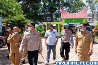 Kapolres Pessel Pantau Vaksinasi di SDN 27 Sago