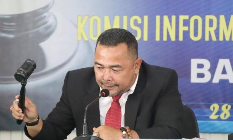 Komisioner KI Sumbar, Adrian Tuswandi. (Dok : Istimewa)