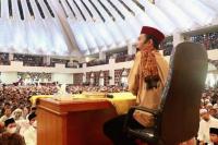 Jelang Sambut Ramadan 1443 Hijriah/2022: Ribuan Jamaah Padati Tausiyah UAS di Masjid Raya Sumbar
