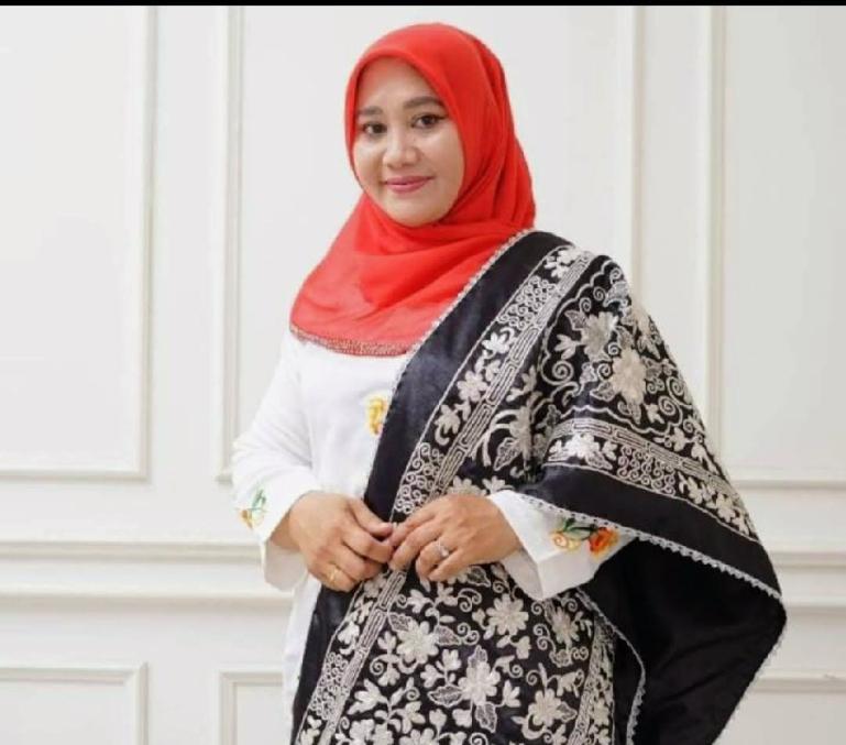 Sekretaris DPW GEBU Minang Sumbar, Dian Anggraini. (Dok : Istimewa)