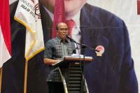 Ketua DPRD Sumbar, Supardi berikan sambutan di acara pengukuhan Iluni UIN Padang, Sabtu (21/5). (Dok : Istimewa)