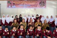 Ketua DPRD Sumbar, Supardi berikan masukan kepada ratusan siswa SMA sederajat se Kota Payakumbuh soal nilai keperintisan dan kepahlawanan, Senin (30/5). (Dok : Istimewa)