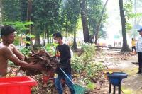 Genius Ingatkan Pedagang Jaga Kebersihan Pulau Angso Duo