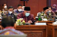 Rapat Pleno Komite Nasional Ekonomi Syariah: Sumbar Siap Jadi Pemimpin Ekonomi Syariah di Indonesia