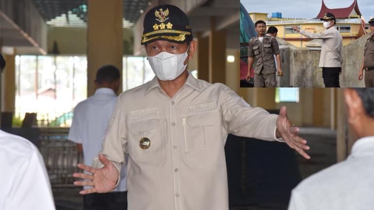 Wako Genius Umar pimpin pembersihan kawasan Plaza Pariaman pasca penyerahan aset, Rabu (8/6). (Dok : Istimewa)