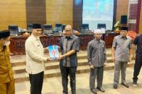 DPRD Sumbar Paripurnakan Pertanggungjawaban APBD 2021: Supardi: Pelaksanaan Diselaraskan dengan Capaian Target Kinerja
