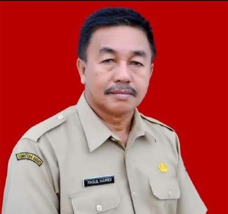 Almarhum Rasul Hamidi Dt Saridano yang juga ayah kandung dari Bupati Dharmasraya, Sutan Riska Tuanku Kerajaan, semasa hidup. (Dok : Istimewa)