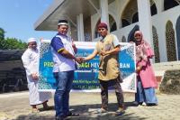 Menyambut Hari Raya Idul Adha 1443 H/2022 M: PT AP II BIM Serahkan Sapi Kurban Berbobot 650 Kg